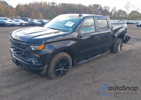 2025 Chevrolet Silverado 1500 4Wd Short Bed Custom z USA, uszkodzony, nr VIN 1GCPKBEK9SZ260295